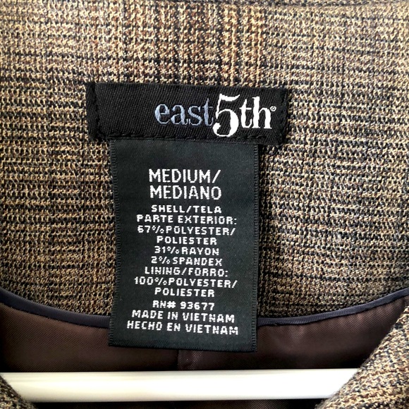 Short Blazer Jacket - Picture 2 of 5